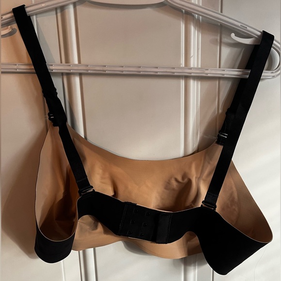 Knix | Size 4 Evolution Bra - Picture 4 of 6